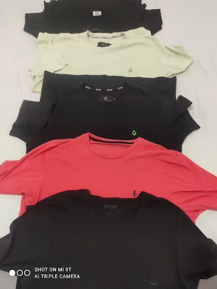 Só marcas tops: ( DLZ DENIM- PREMIUM CLOTING, BOSS, OAK MensWear, ZEF).